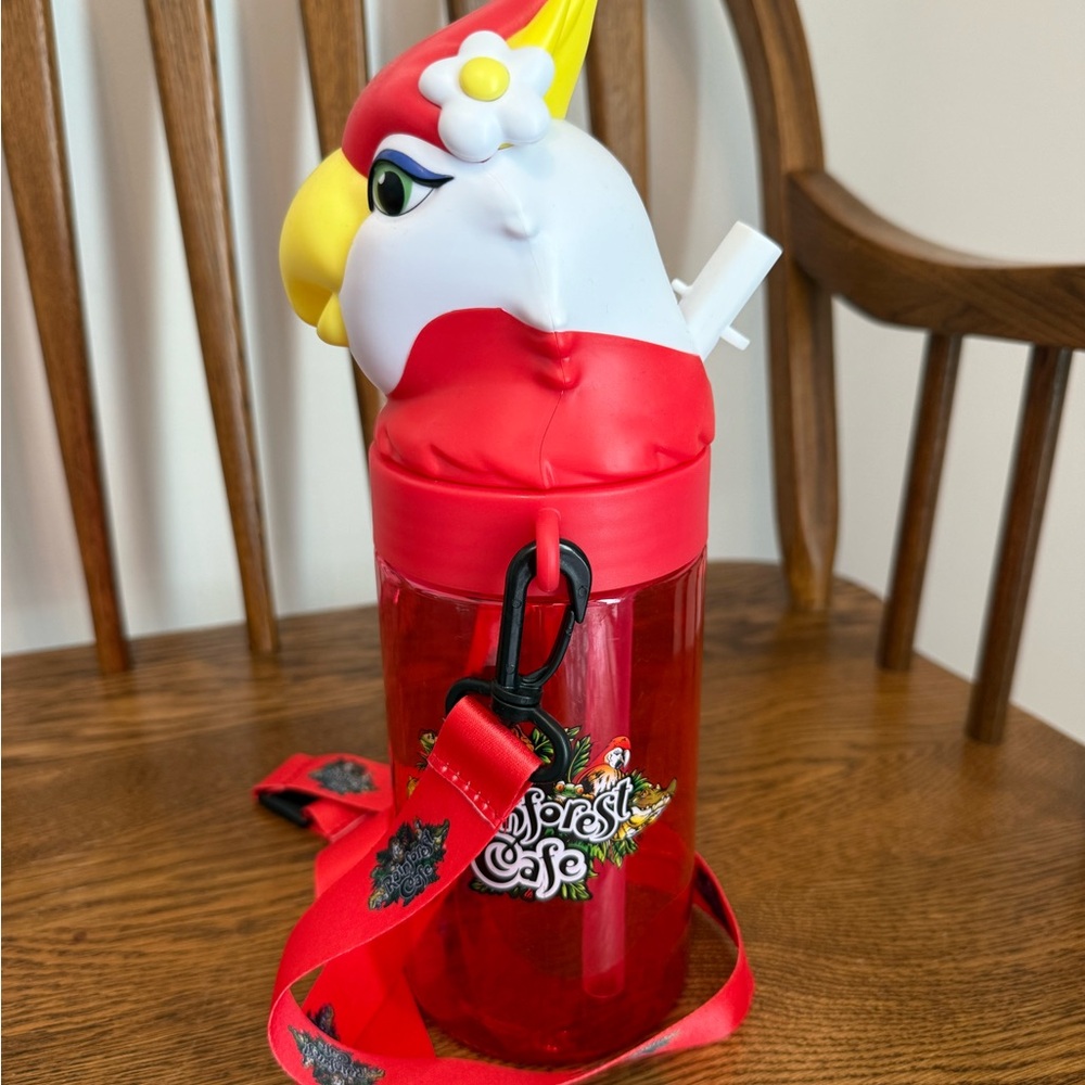 Rainforest Cafe Rio Macaw 3D Sipper with a lanyard